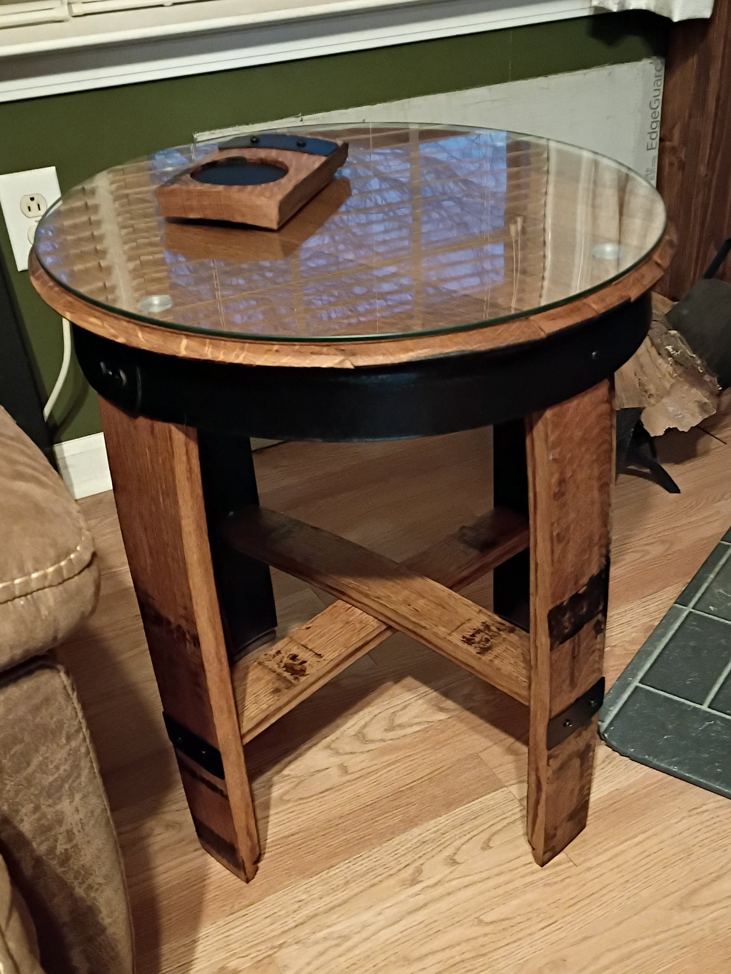 Whiskey Barrel Side Table – Reclaimed Oak Barrel Lid End Table (Rustic Furniture)